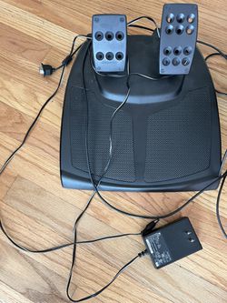 Verzadigen Junior streng logitech momo racing wheel and pedals with force feedback for Sale in  Portland, OR - OfferUp