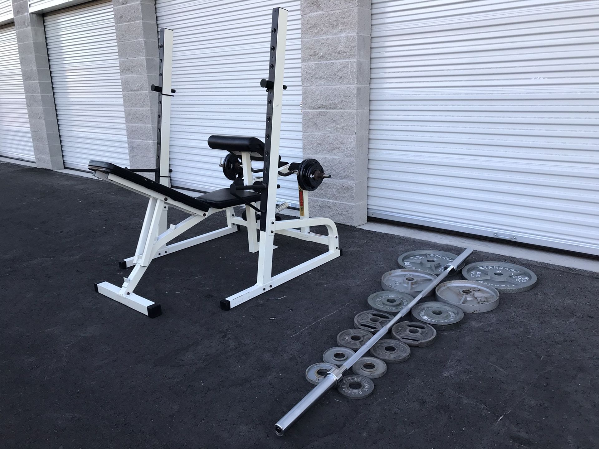 (PENDING) Squat rack/ utility bench/ Olympic weights (read description)