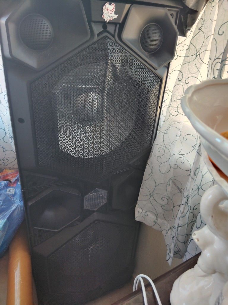 I phoenix Bluetooth Speaker