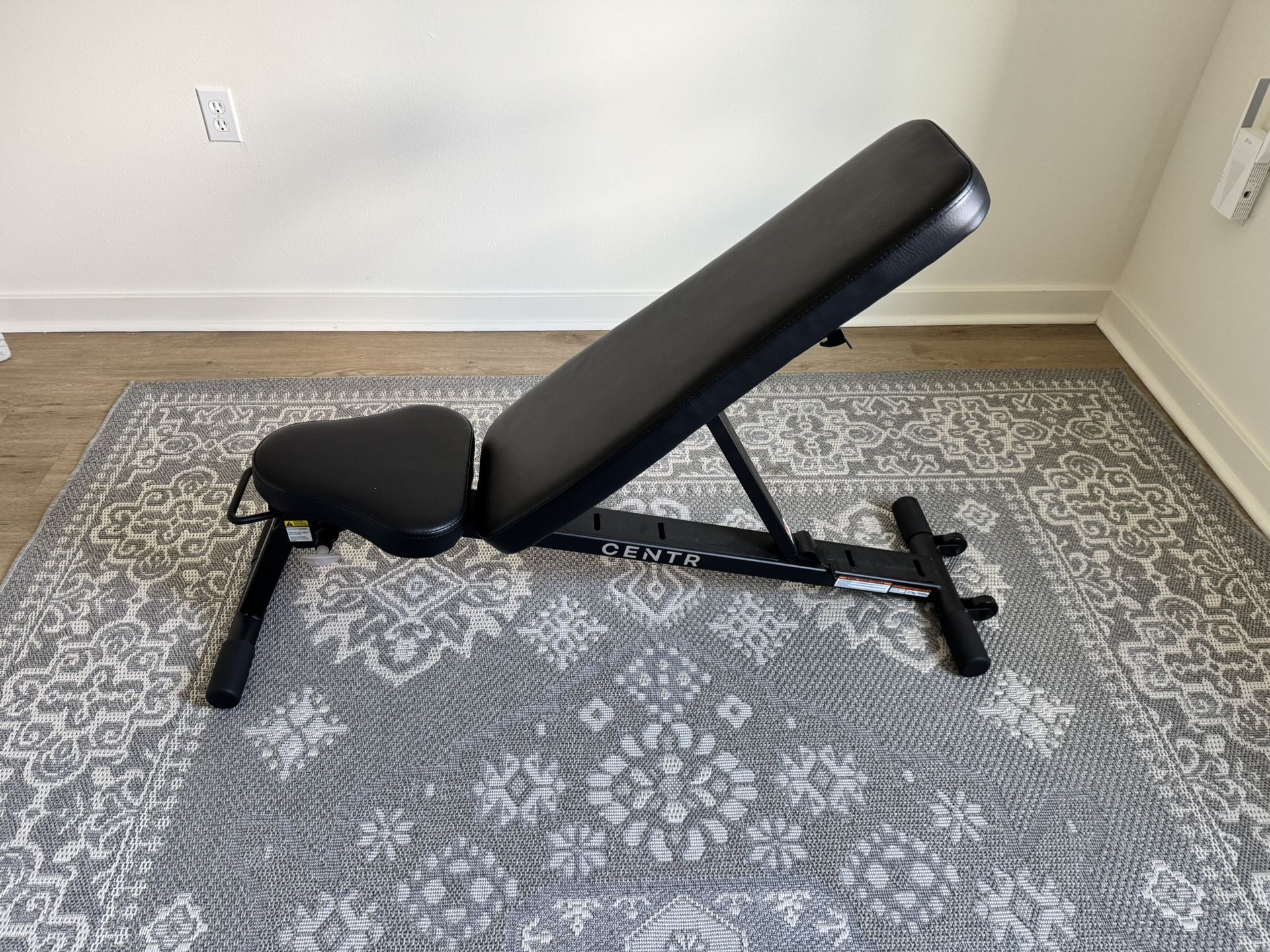 Centr Weight Bench