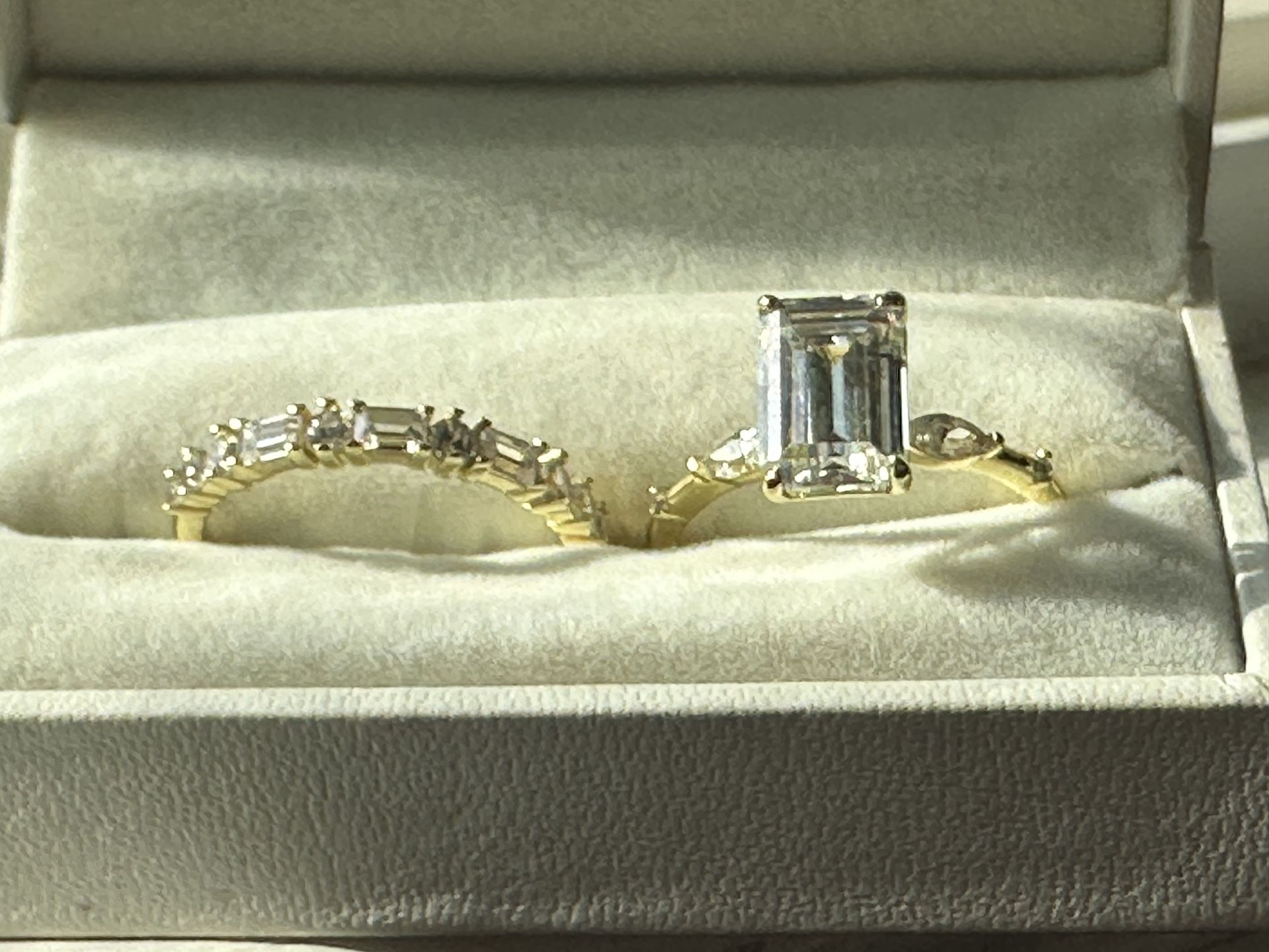 Wedding Ring Set