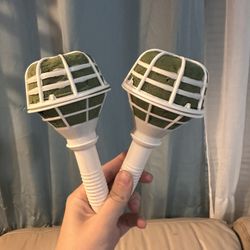 2 New bouquet holders - wedding flower holders