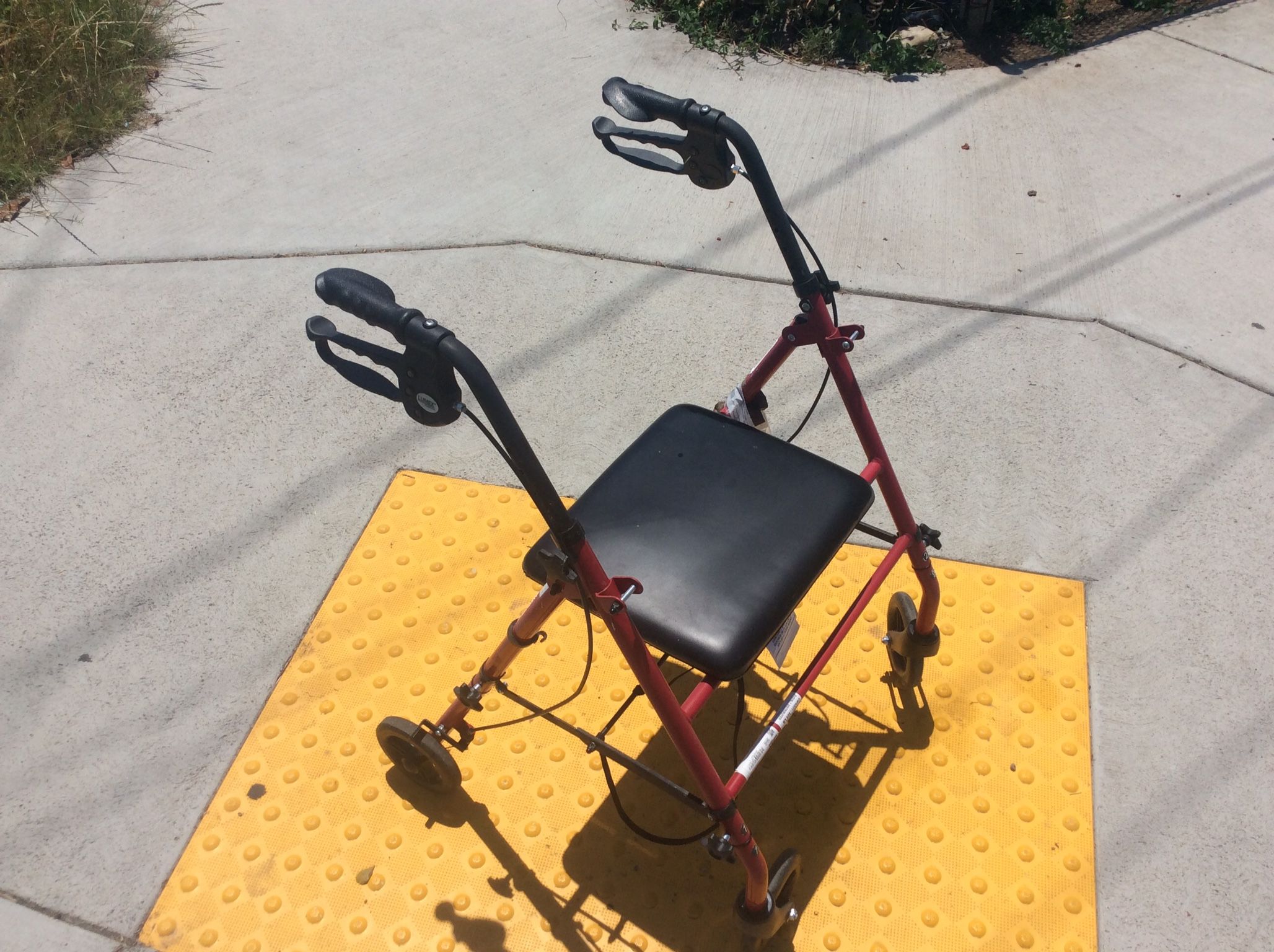 ππππMobility Chair Walking Chair Walker Like New Condition Used Like 5 Times New No Issues Walker Nice π€π€π€π€