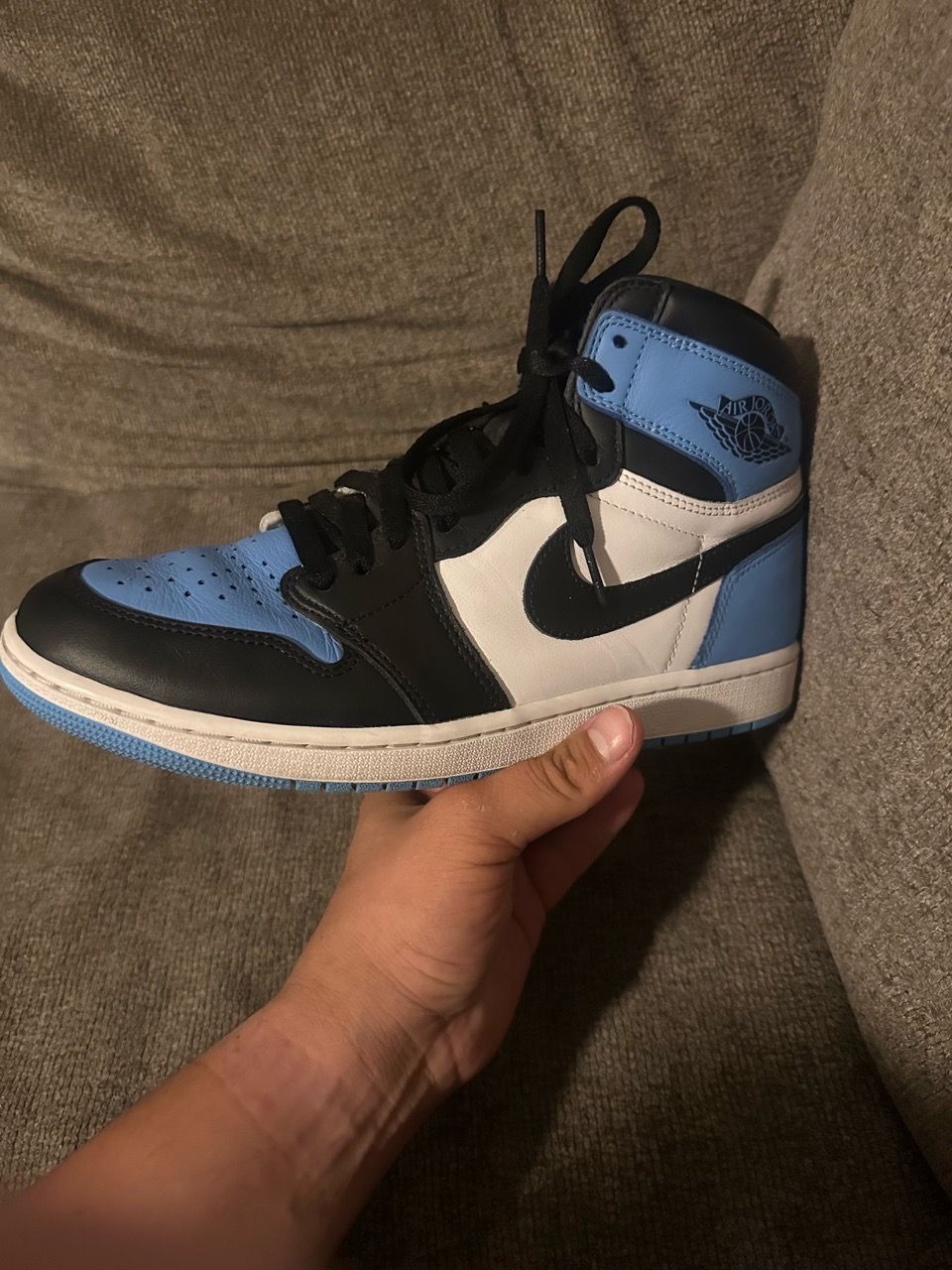 Air Jordan 1 Retro High OG University Blue for Sale in San Antonio, TX ...