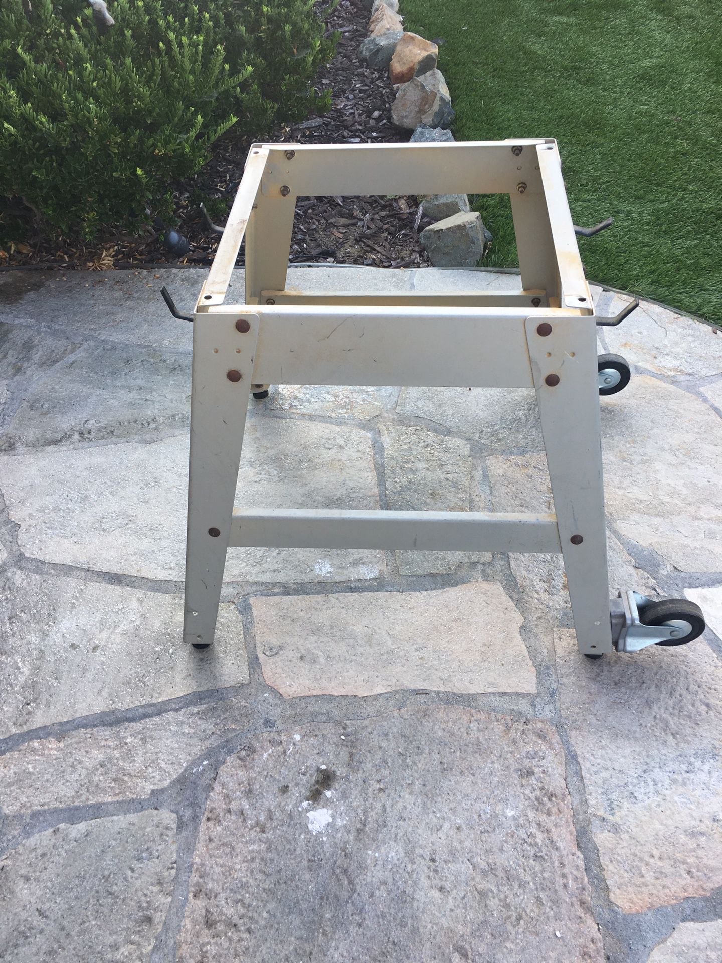 Table Saw Stand with Wheels