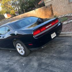 Challenger Sxt