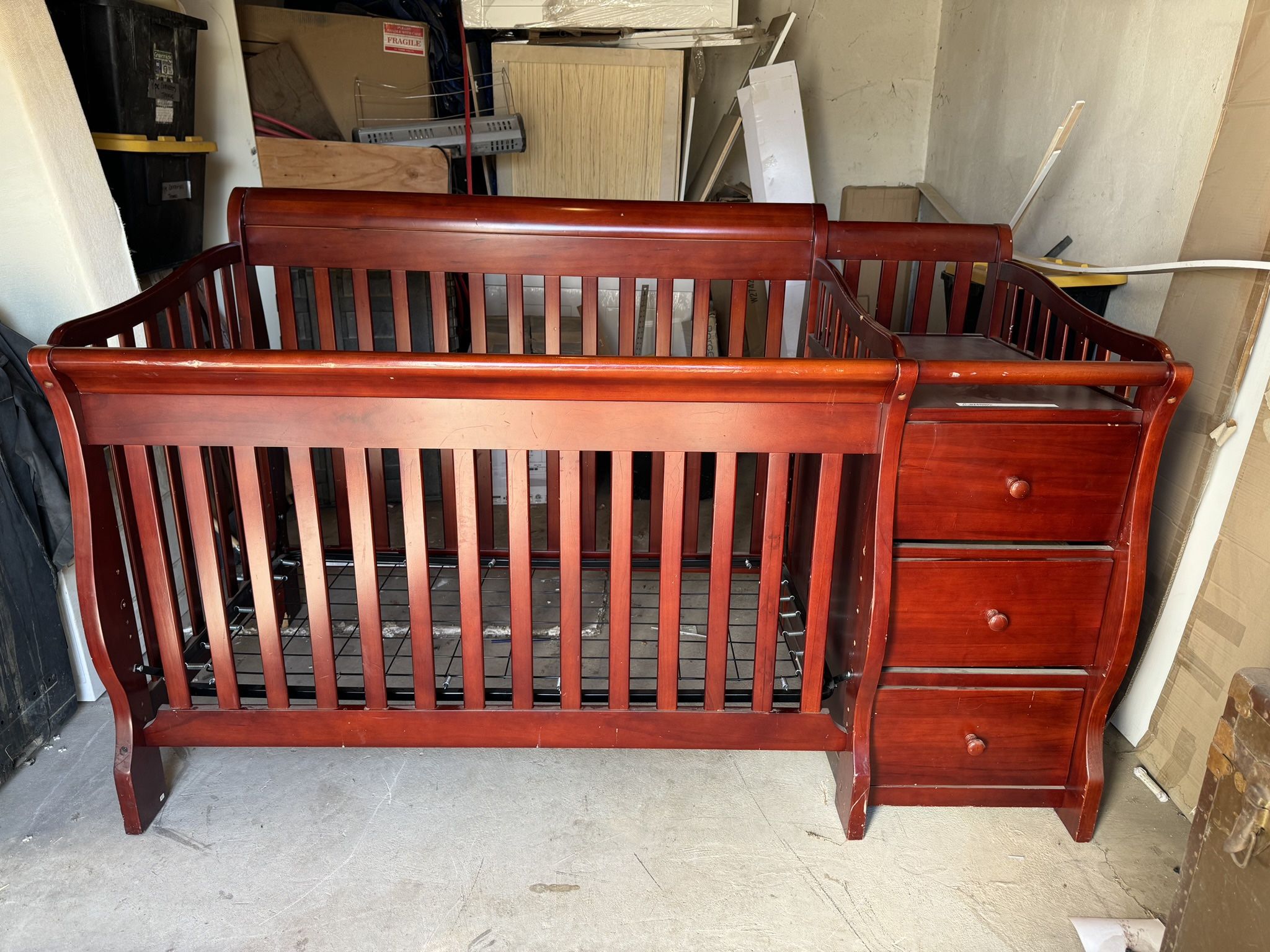 Baby Crib W/ Changing Table