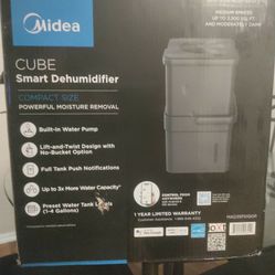 Midea 35 Pint/Day Dehumidifier 