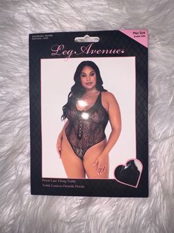 Leg Avenue Floral Lace-Up Neckline Teddy Plus size
