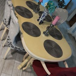 5 Chair Dinning Table