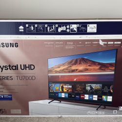 Samsung UHD TU700D 65” 4k