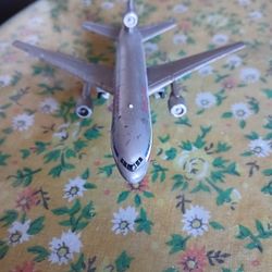 American Airlines Passengers Carrier