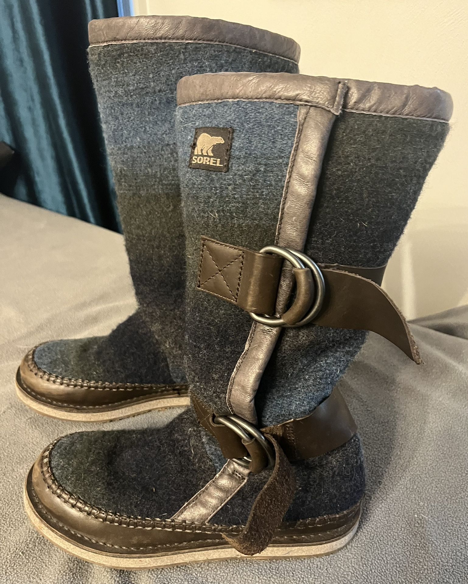 SOREL BOOTS (women)