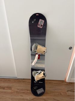 Snowboard table