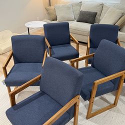 Set of 6 Modern Upholstered Chairs – Solid Wood Frame – Very Good Condition