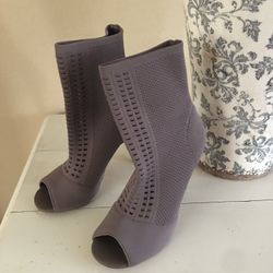 Charles By Charles David Ankle Booties 6.5