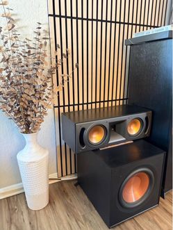 Klipsch RC-35 Center Channel Speaker