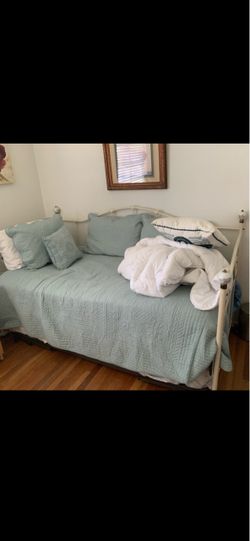 Twin bed with mattress