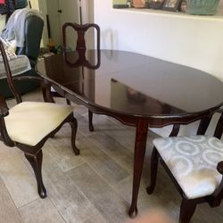 Dining Table And 6 Chairs