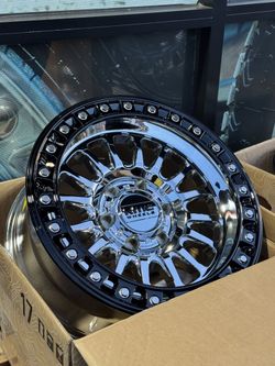 KMC KM552 17” Triple Chrome Black Lip
