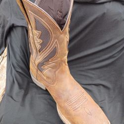 Ariat Hybrid VentTEK Distressed Tan Roper Boot
