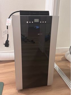 Whynter 14,000 BTU Portable AC - Like New