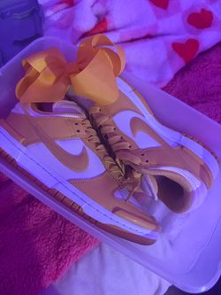 shoes/nike dunks 6.5 size