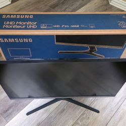 Samsung 28" 4K UHD Monitor (UR55)