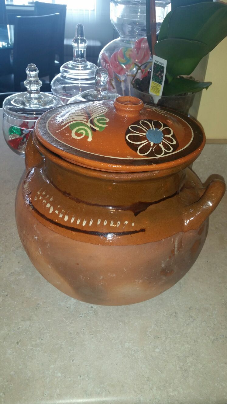 Mexican Pottery olla de barro