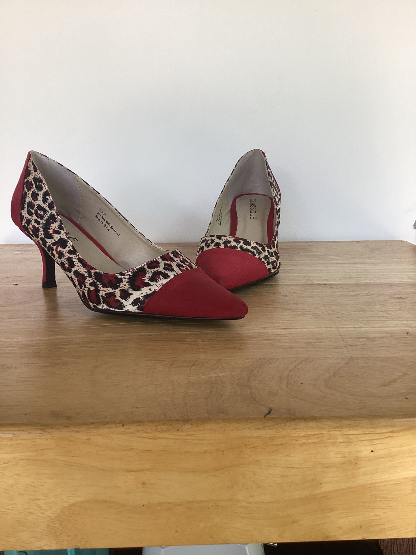 Women’s High Heel Size 8 1/2