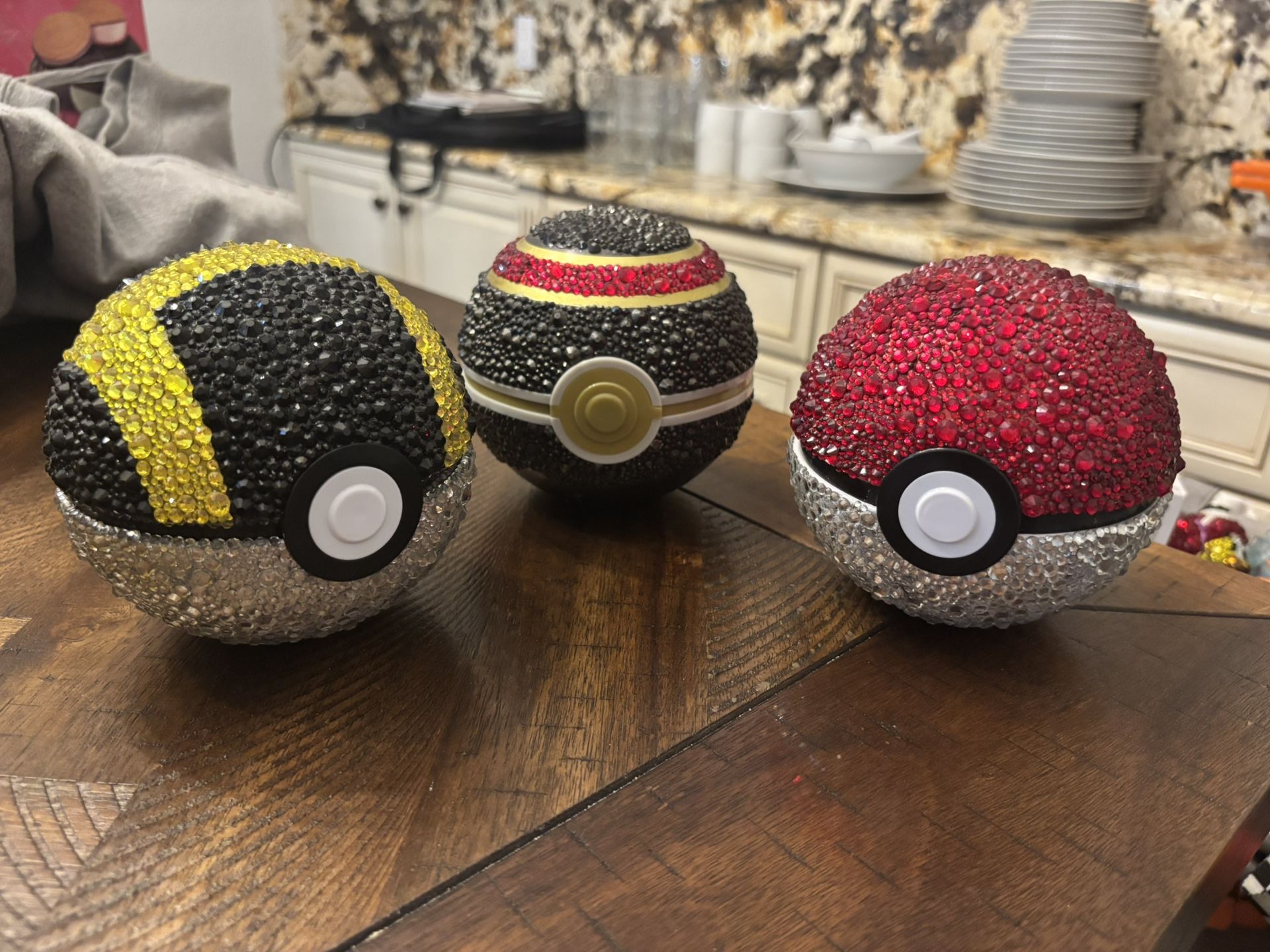 Bedazzled Pokeball, Ultra Ball, Luxury Ball