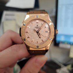 Hublot Geneve Women's Rose Gold Watch