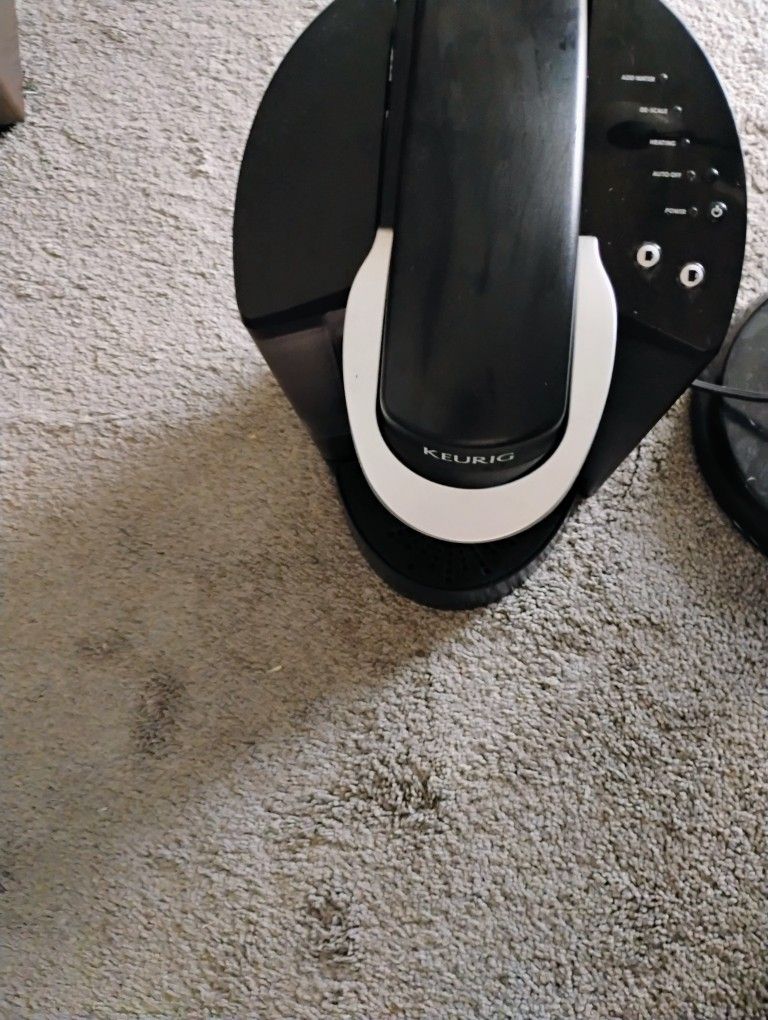 12 Cup Keurig Pickup Only Cash 