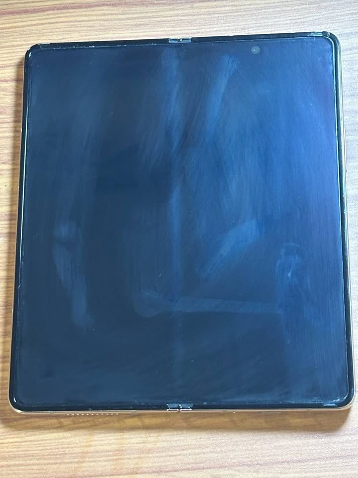 Samsung Galaxy Z fold4 512gb Unlocked