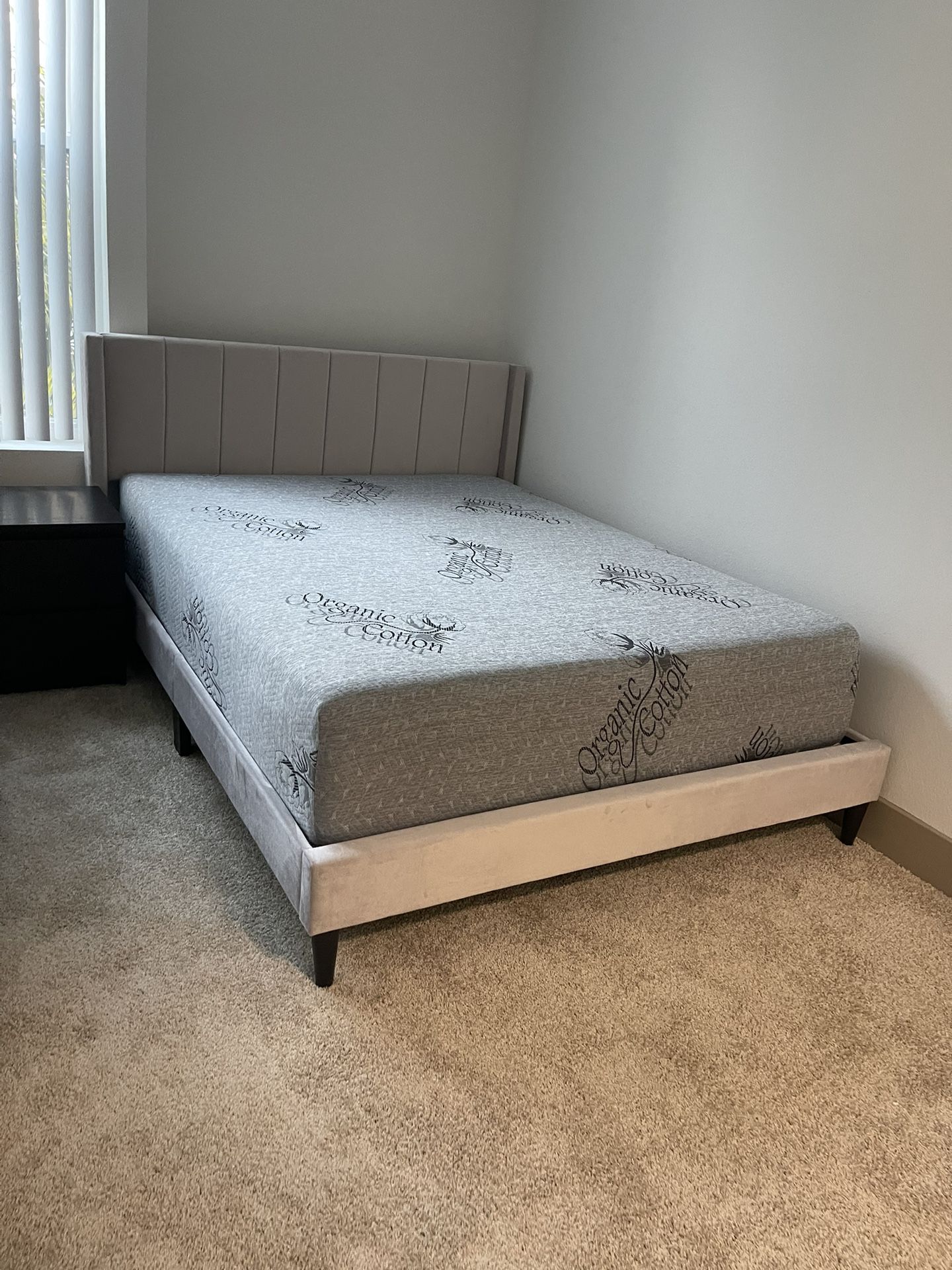 Bed Frame And Mattress Queen Size 