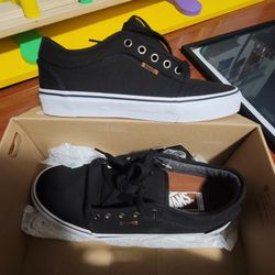 Vans Chukka Low Black White Size 8.5