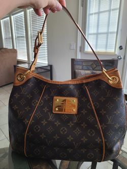100% AUTHENTIC Lv Galleria