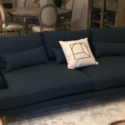 90” Interior Define Maxwell Sofa