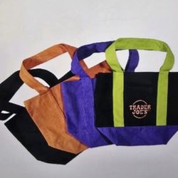 Trader Joe's Mini Halloween Canvas Visit 