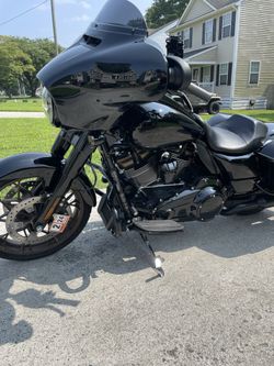 2023 Harley Street glide