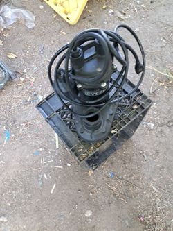 Everbilt  electric  water pump