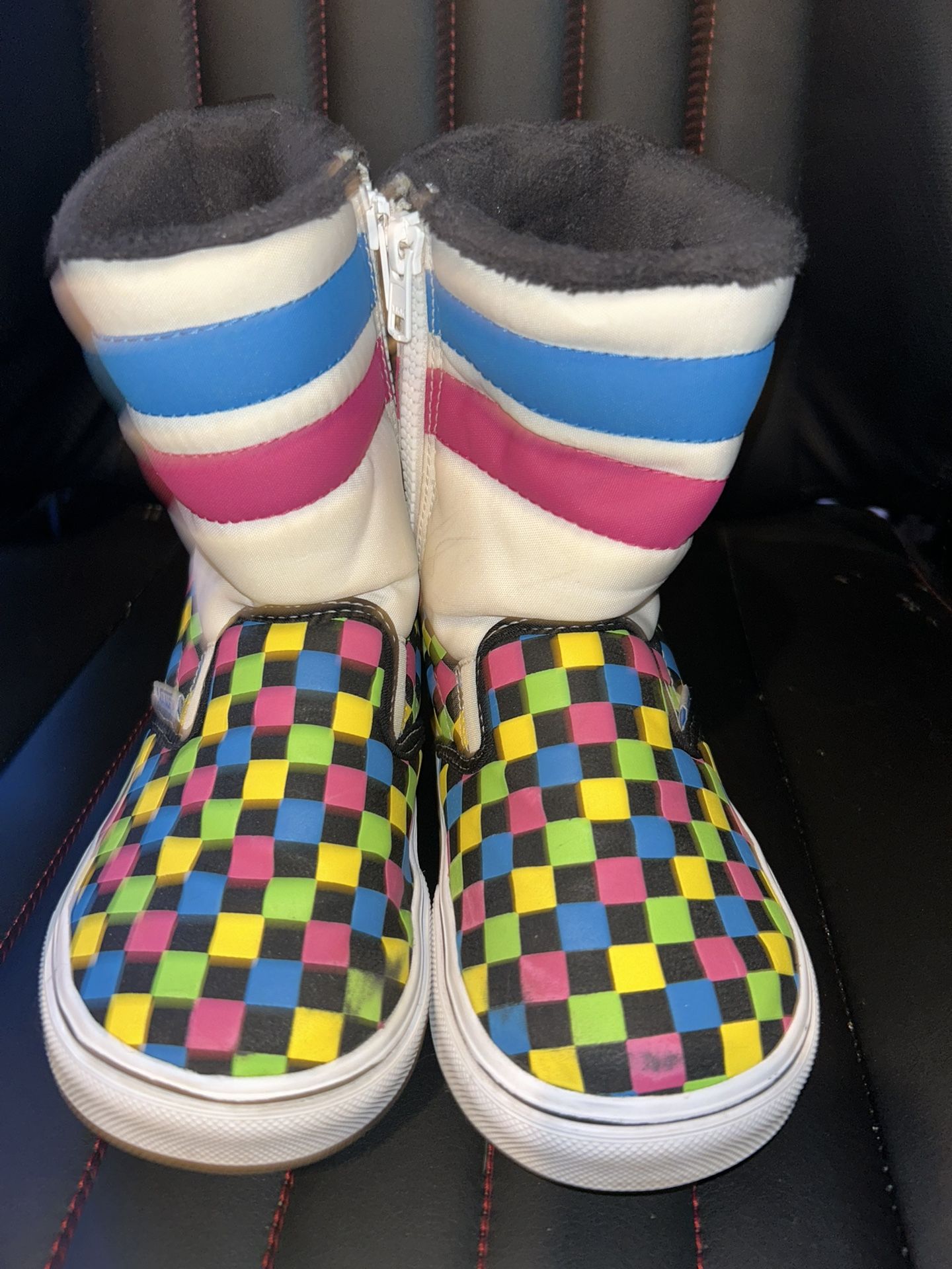 Kids Vans “Slip On w Socks” MTE Snow Boots Size 2