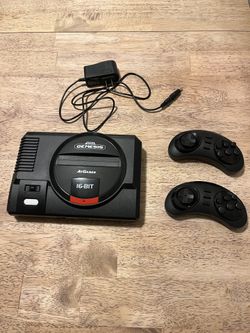 Sega Mini W/games And Controllers