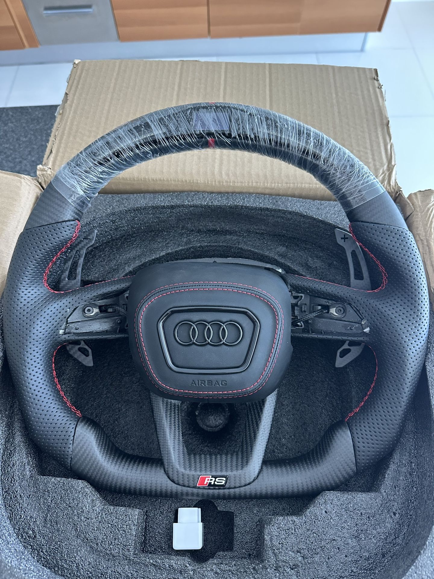 Steering Wheel Carbon LEDs For RSQ8
