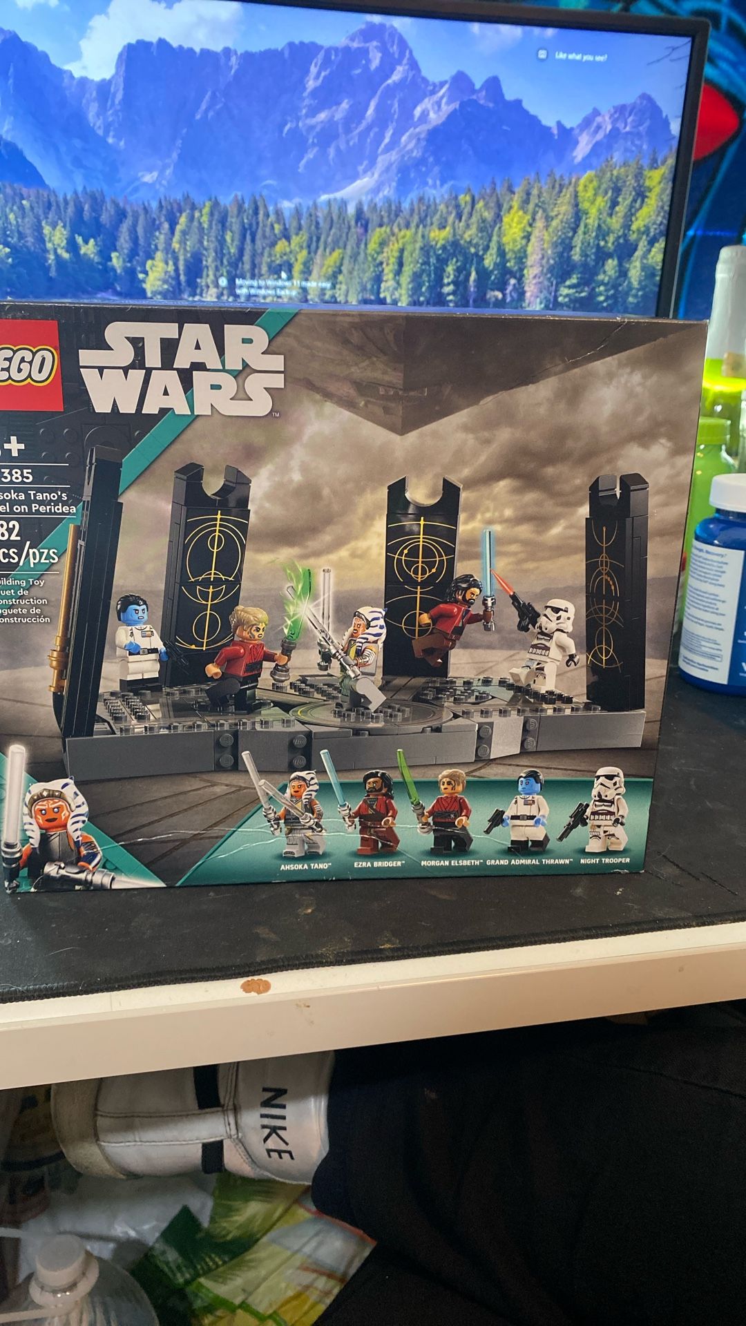 Lego Star Wars Ashoka Duel