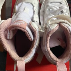 Nikes Shoes 
