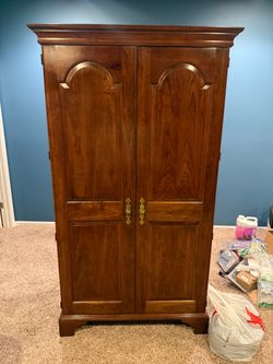 Wardrobe Armoire