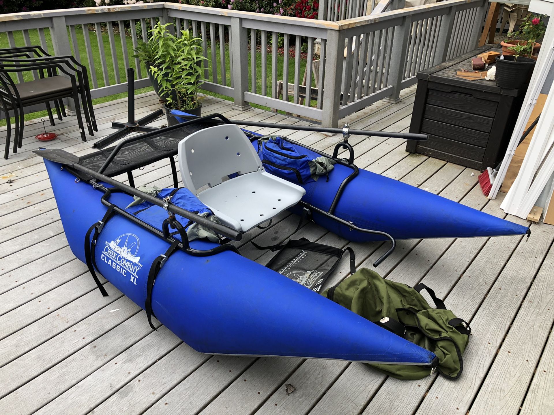 Creek Company classic XL pontoon boat for Sale in Renton, WA OfferUp