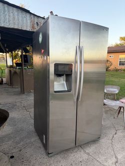 Samsung Stainless Steel Side-by-Side Refrigerator