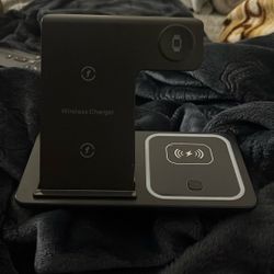 3 In 1 Charging Station 